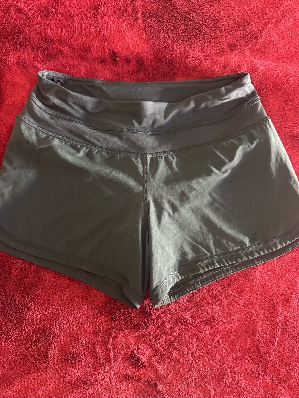 Lululemon Women’s Lined Athletic Shorts 4”